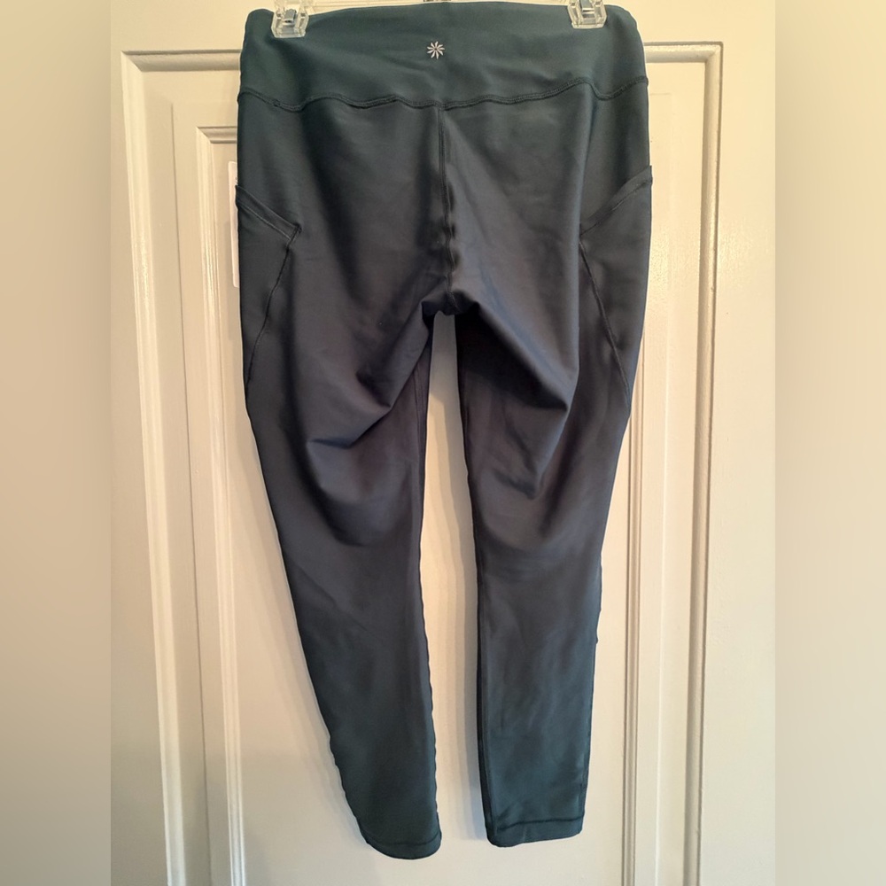 Athleta NWT Interval Stash High Rise 7/8 Legging Size M Cypress - Picture 6 of 6